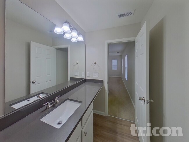 Building Photo - 238 Waterlemon Way