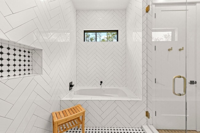 Building Photo - 783 Indian Woman Rd