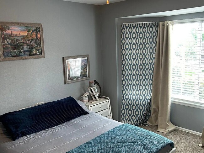 Building Photo - 13729 Narrowleaf Dr