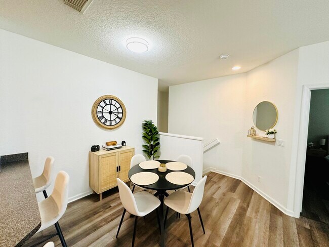 Building Photo - 4802 W Bexley Park Dr