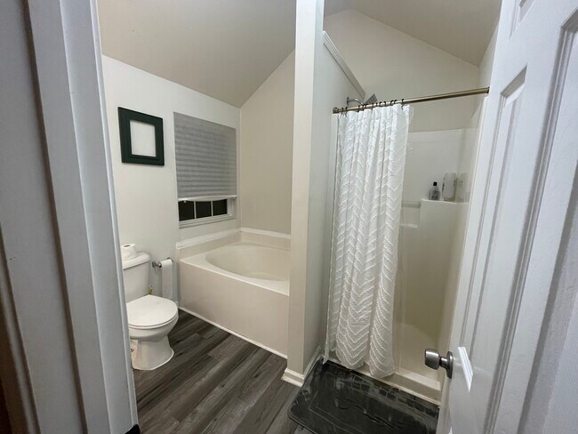 Building Photo - 4038 Cindy Woods Ln
