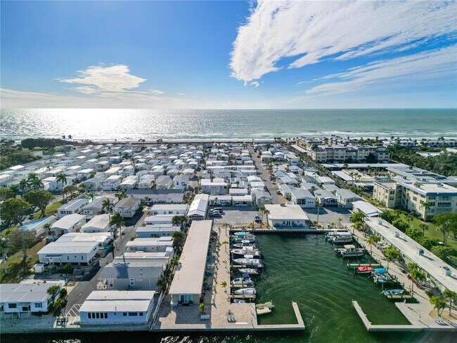 Building Photo - 3740 Gulf of Mexico Dr