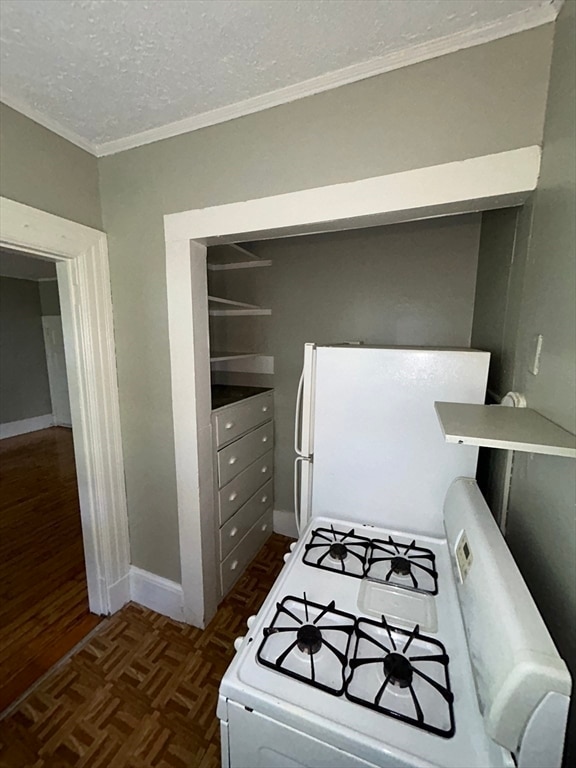 Building Photo - 604 Rock St