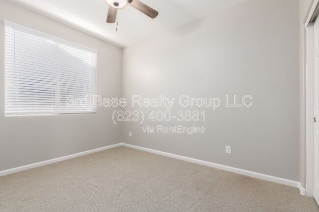 Building Photo - 21242 W Wilshire Dr