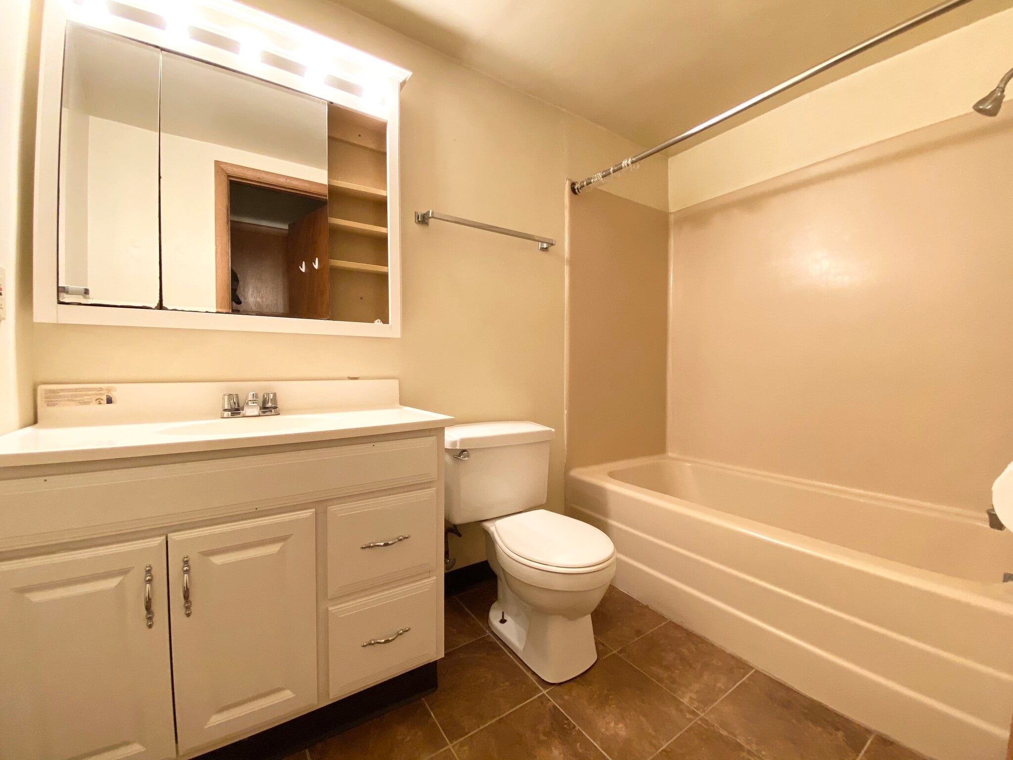 Building Photo - 2740 University Ave