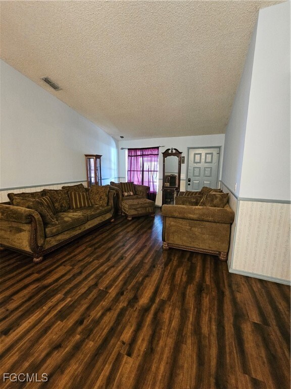 Building Photo - 15483 Spring Line Ln