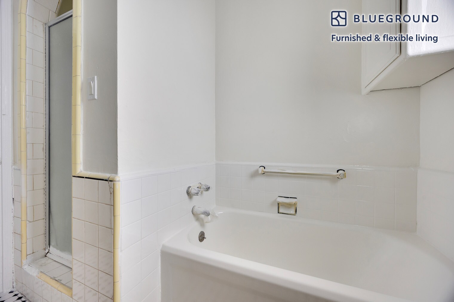 Building Photo - 135 S Reeves Dr