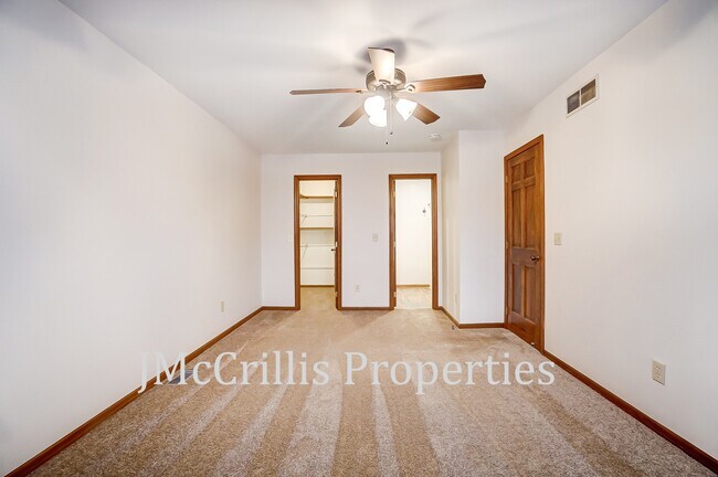 Building Photo - 9034 Dunmore Ln