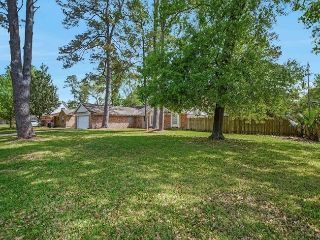 Building Photo - 1738 Conrad Sauer Dr