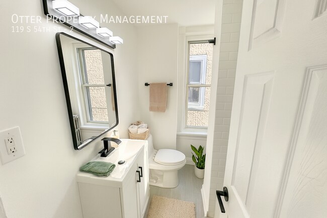 Building Photo - 119 S 54th St