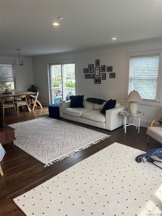 Building Photo - 70 Henry Ave