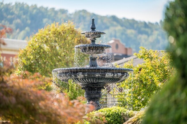 Building Photo - 8671 Blanche Rd