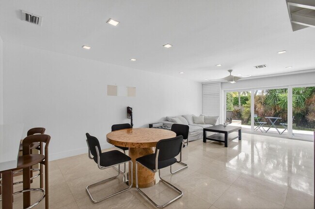 Building Photo - 130 Andrews Ave