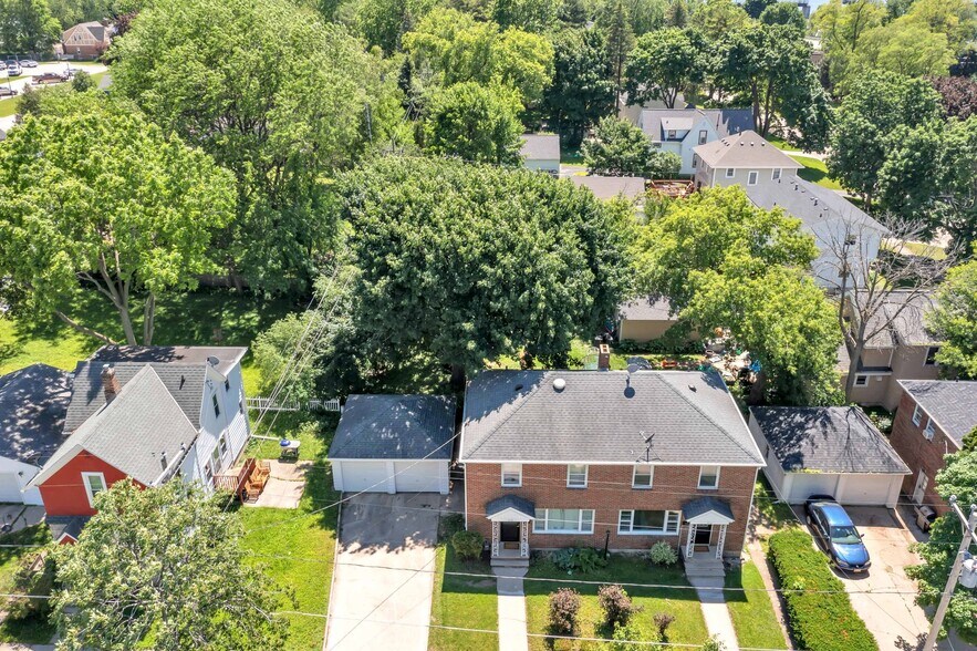 Building Photo - 710 Grignon St