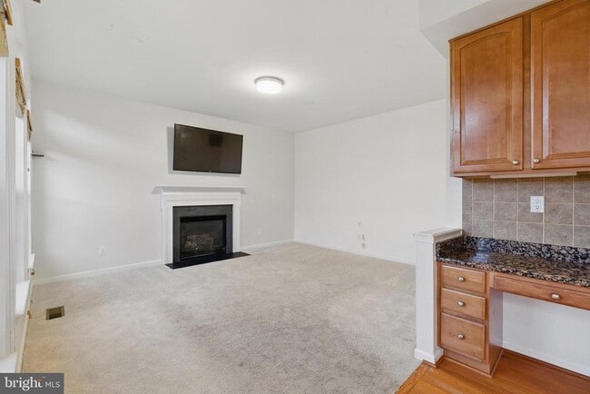 Building Photo - 25505 Balagat Pl