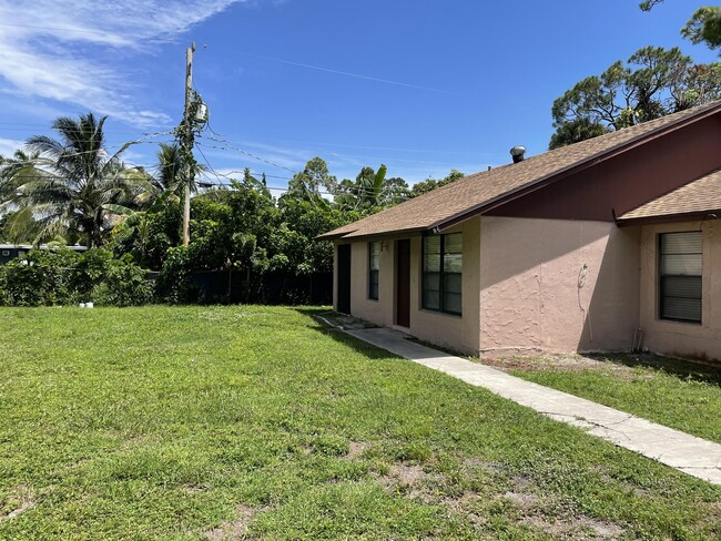 Primary Photo - 2592 Ida Way