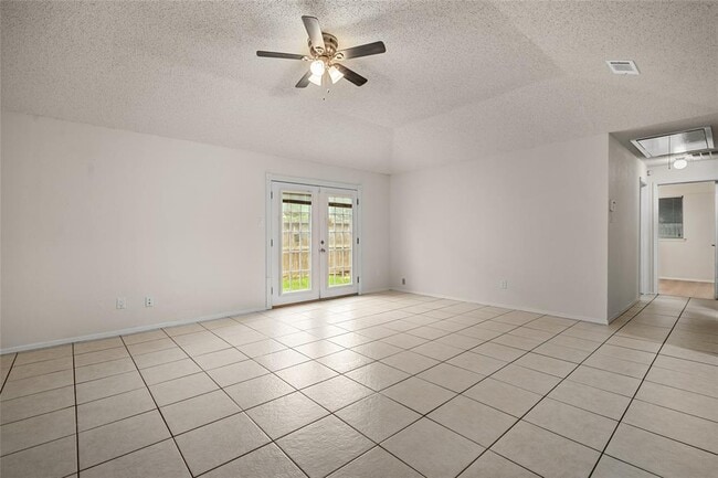 Building Photo - 16614 Red Gully Dr