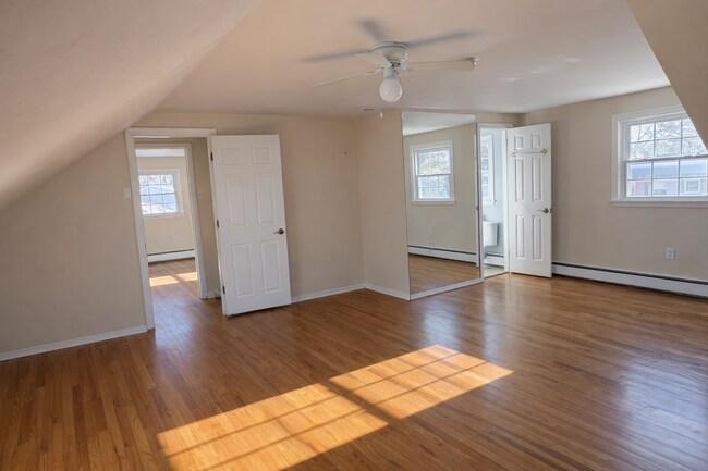 Building Photo - Spacious 4-Bedroom Home Located on a Quiet Street in Manheim Township!