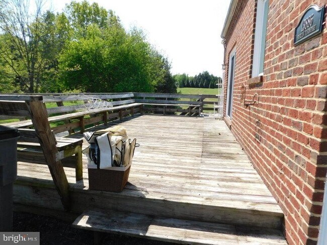 Building Photo - 13886 Berlin Turnpike