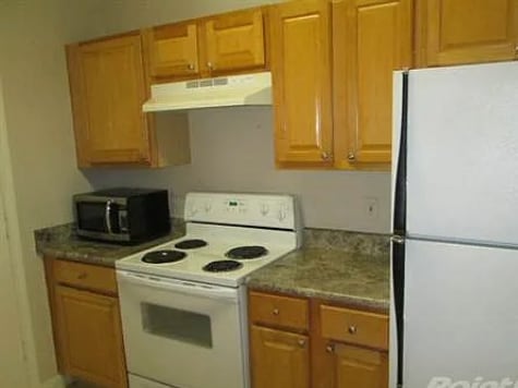 Building Photo - 18021 Villa Creek Dr