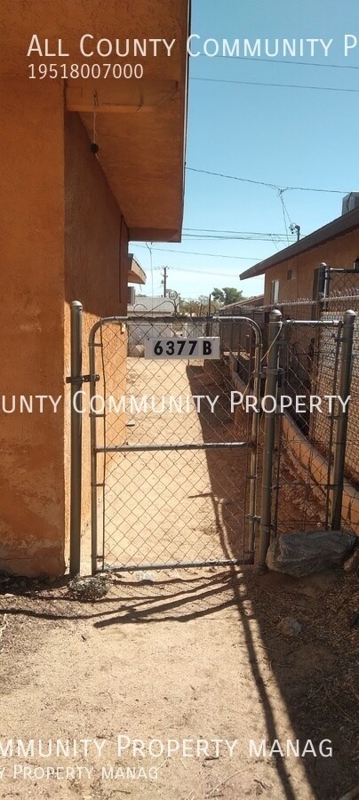 Primary Photo - 6377 Hermosa Ave