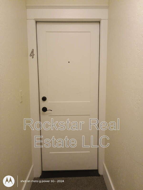 Building Photo - 814 S Lincoln St