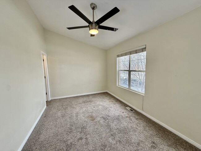 Building Photo - 4709 S Falkirk Dr