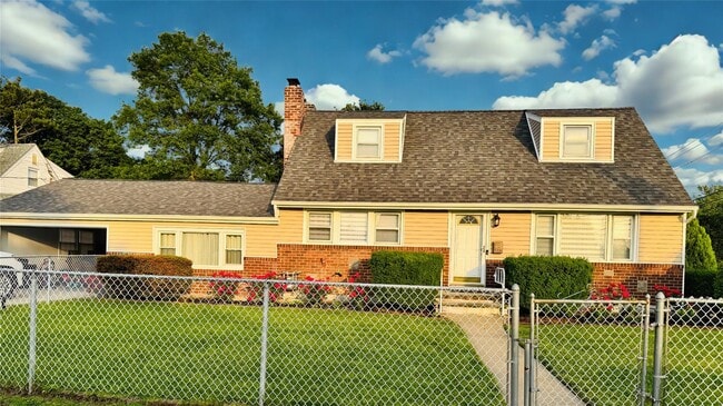 Primary Photo - 318 Arlene Dr