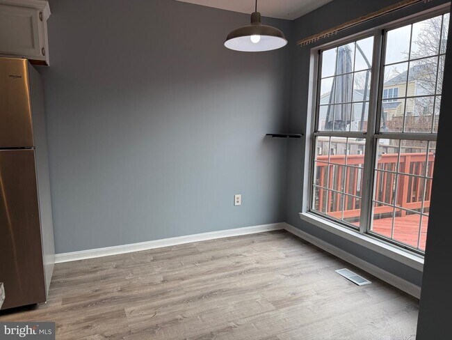 Building Photo - 30 Woodhollow Ct