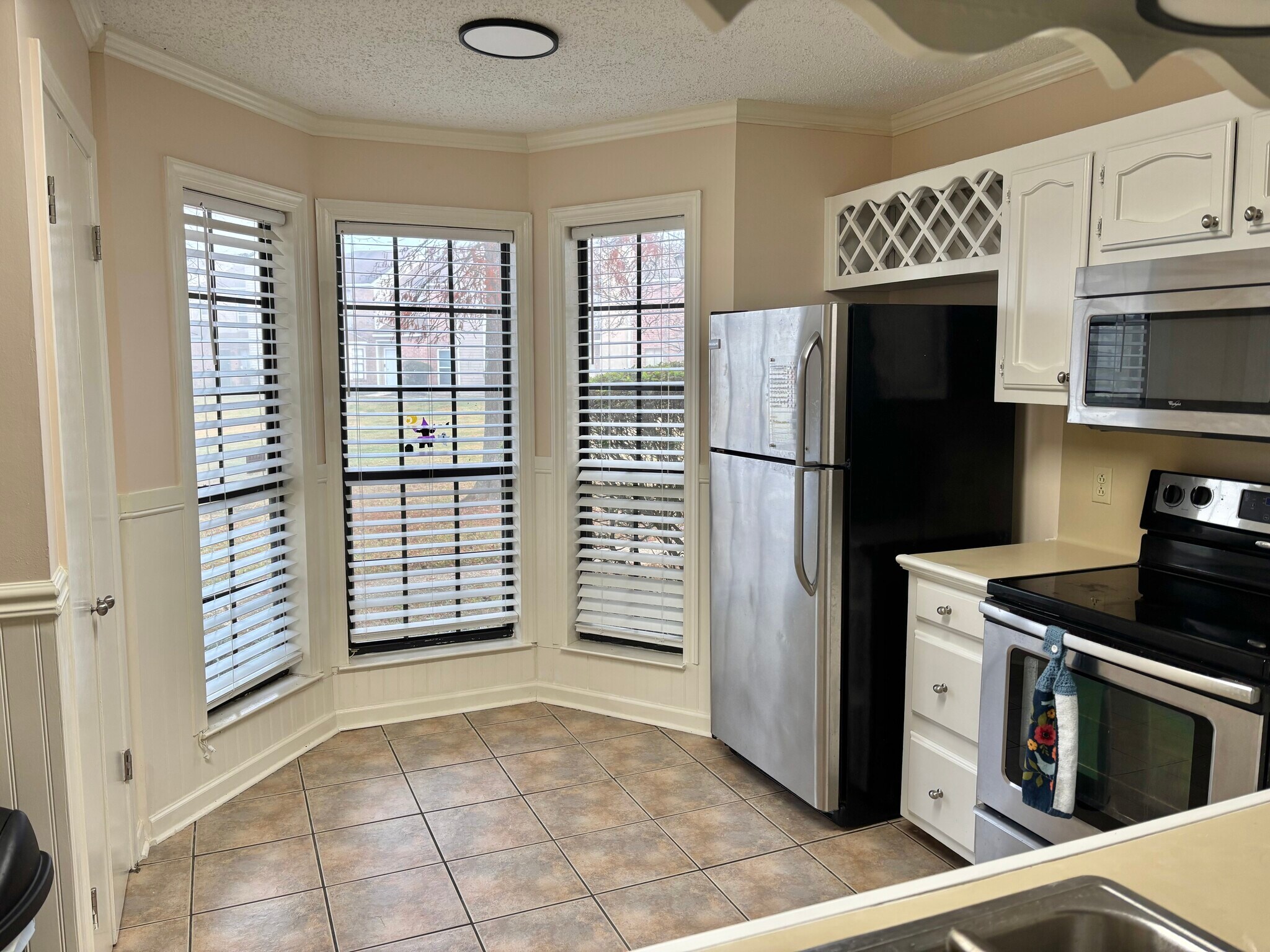 Building Photo - 9949 Siegen Ln