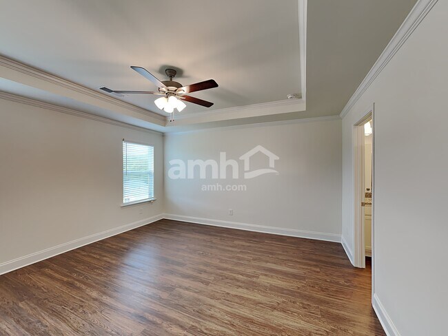 Building Photo - 6194 Bridlewood Ln
