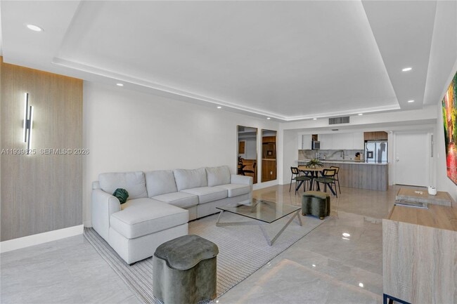 Building Photo - 2201 S Ocean Dr