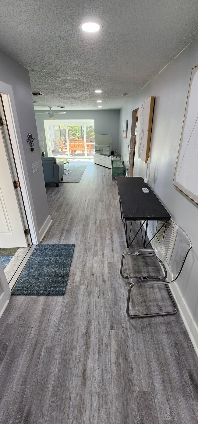 Building Photo - 601 Heritage Ln