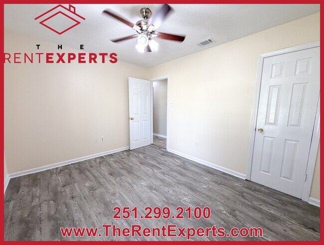 Building Photo - 4790 Gold Dr