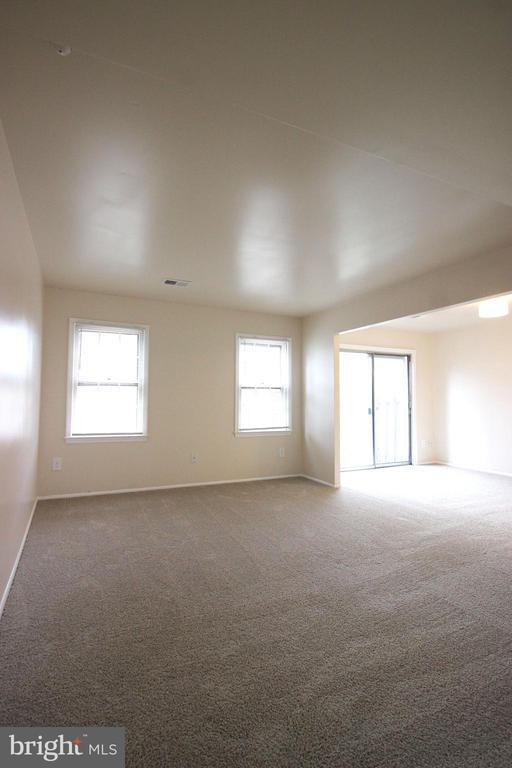 Building Photo - 7765 Brandeis Way