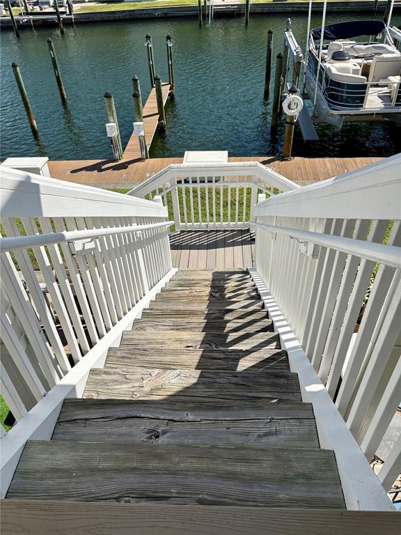 Building Photo - 5184 Beach Dr SE