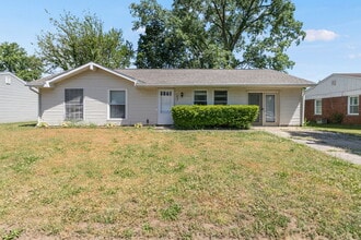 Building Photo - 1333 Southlea Dr