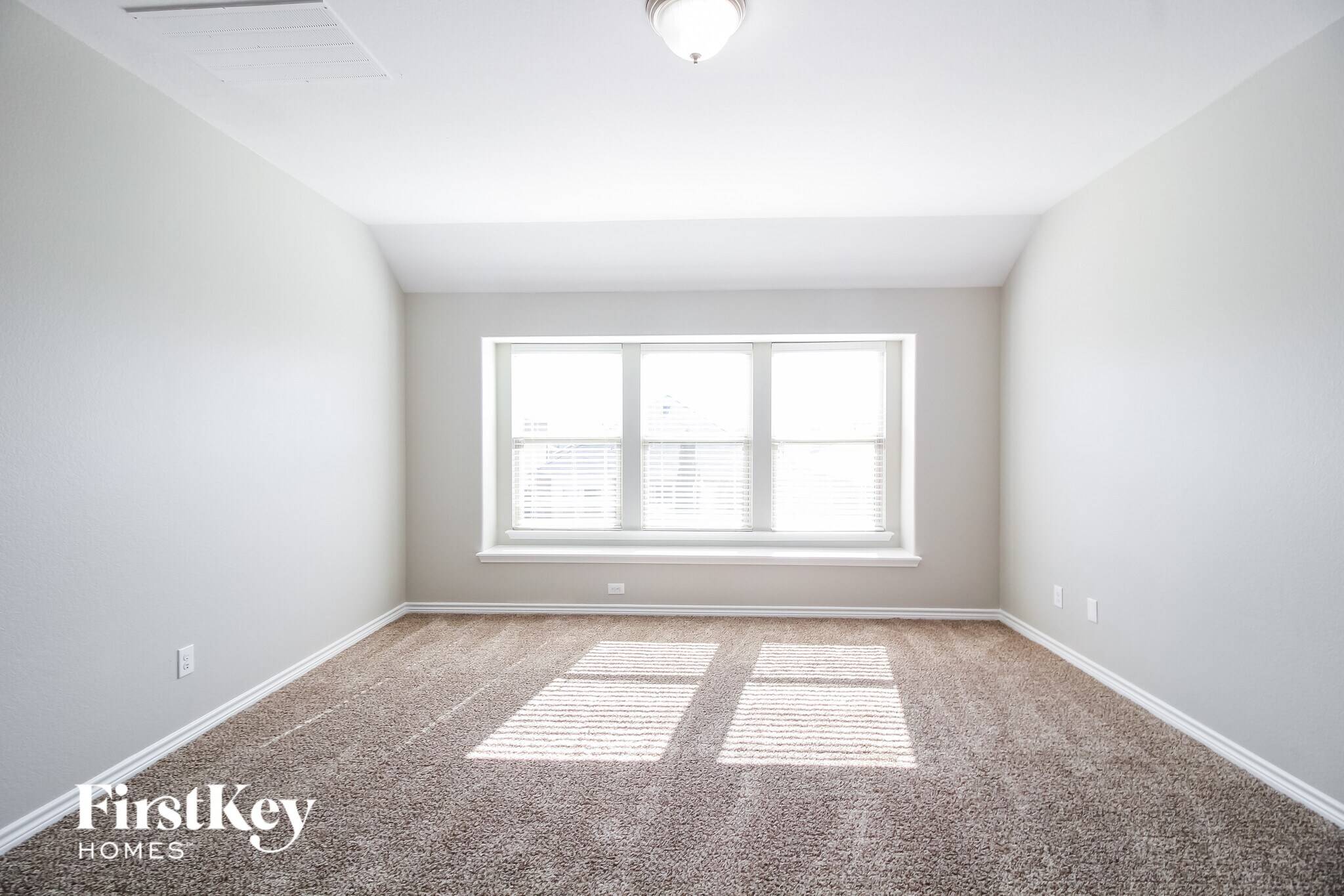 Building Photo - 11708 Cape Cod Springs Dr