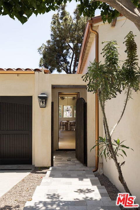 Building Photo - 4228 Los Nietos Dr
