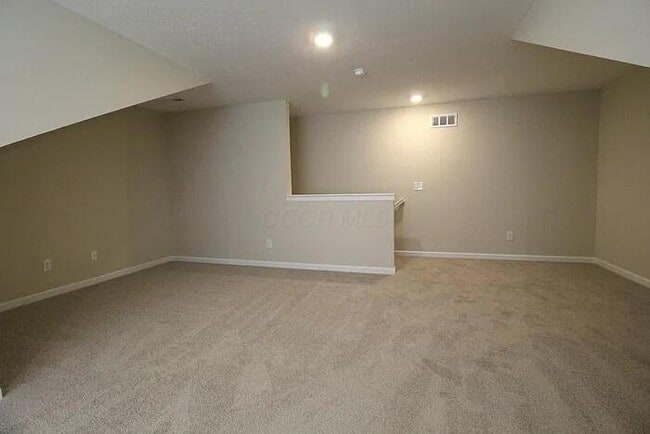 Building Photo - 409 Halton Dr