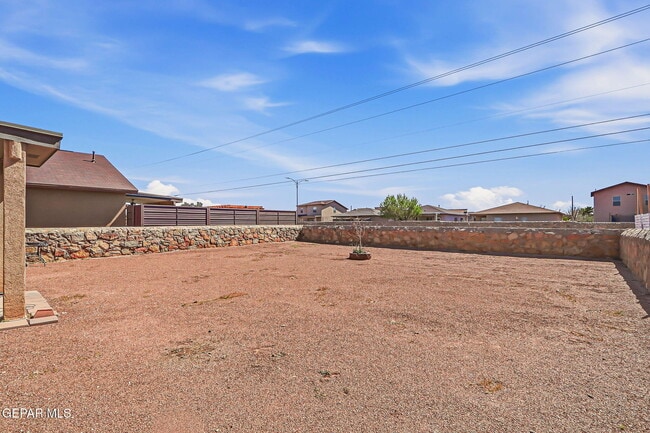 Building Photo - 14220 Firewood Dr