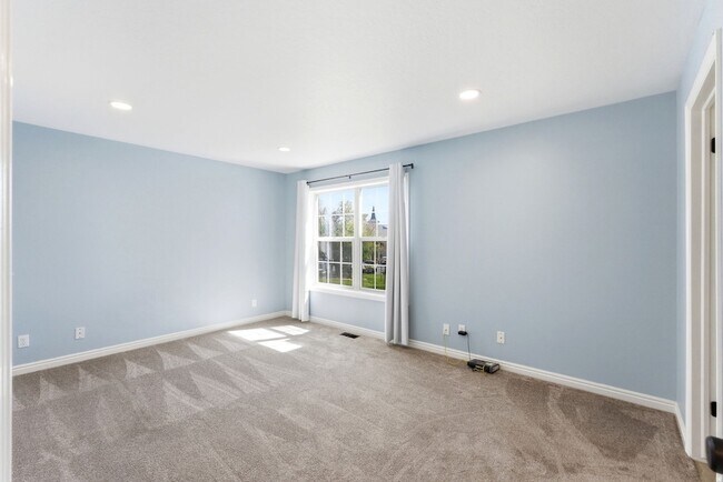 Building Photo - 1041 W Grindelwald Ct