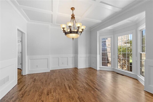 Building Photo - 1475 Boomer Cir