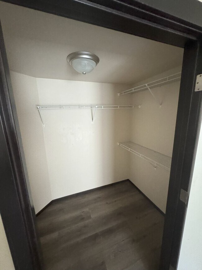 Building Photo - 363 Cardinal Pl