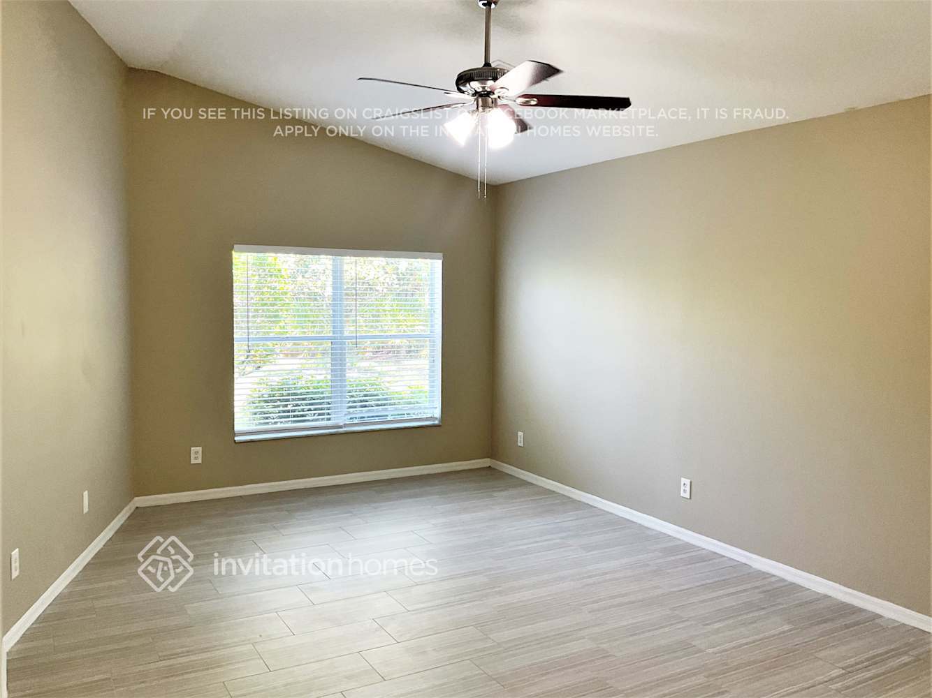 Building Photo - 27643 Sora Blvd