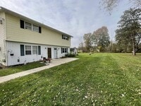 Building Photo - 6465 Frazeysburg Rd