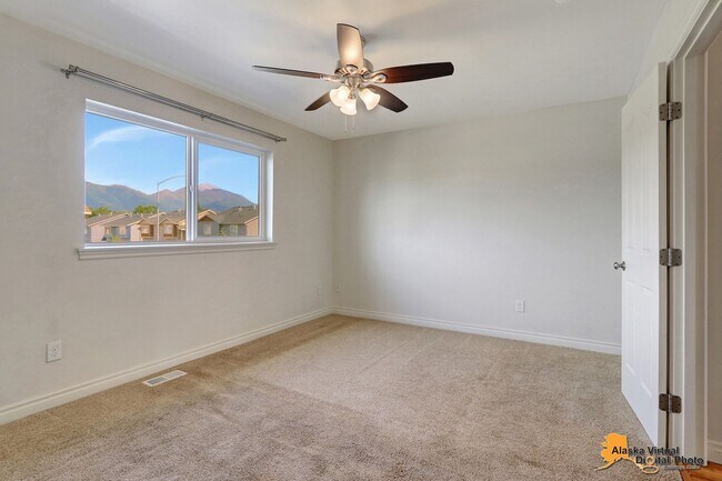 Building Photo - 6214 Ophir Dr