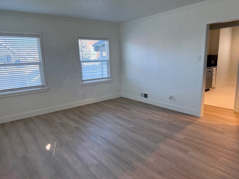 Building Photo - 3309 S 1620 E