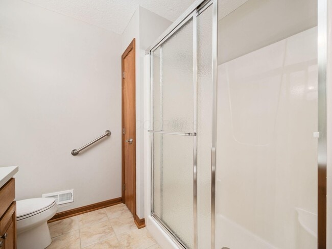Building Photo - 532 Radcliff Dr