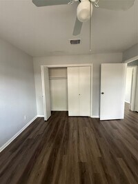 Building Photo - 1227 Lyric Ln
